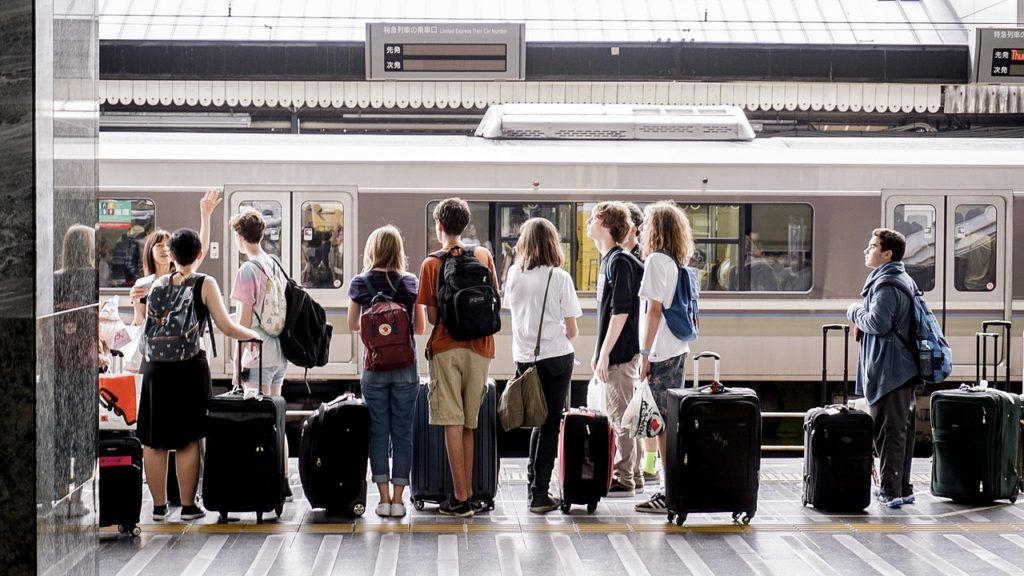 people waiting inconsiderate traveler