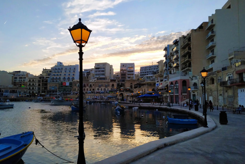 Malta bay lampost