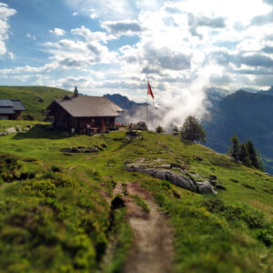 hut to hut hiking switzerland